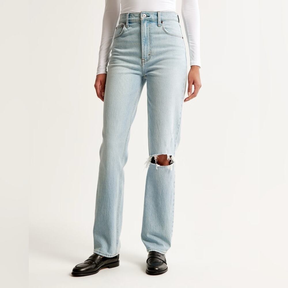 Abercrombie & Fitch Ultra High Rise 90s Straight Jean Light Ripped Knee 30/10